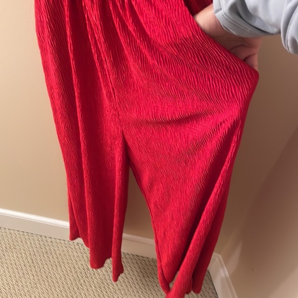 Scarlett red jumpsuit - Picture 4 of 4